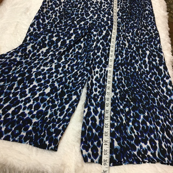Bloomingdale's  Jumpsuit Le Gali Hildy  wide open leg animal print blue Sz XL - Picture 5 of 13
